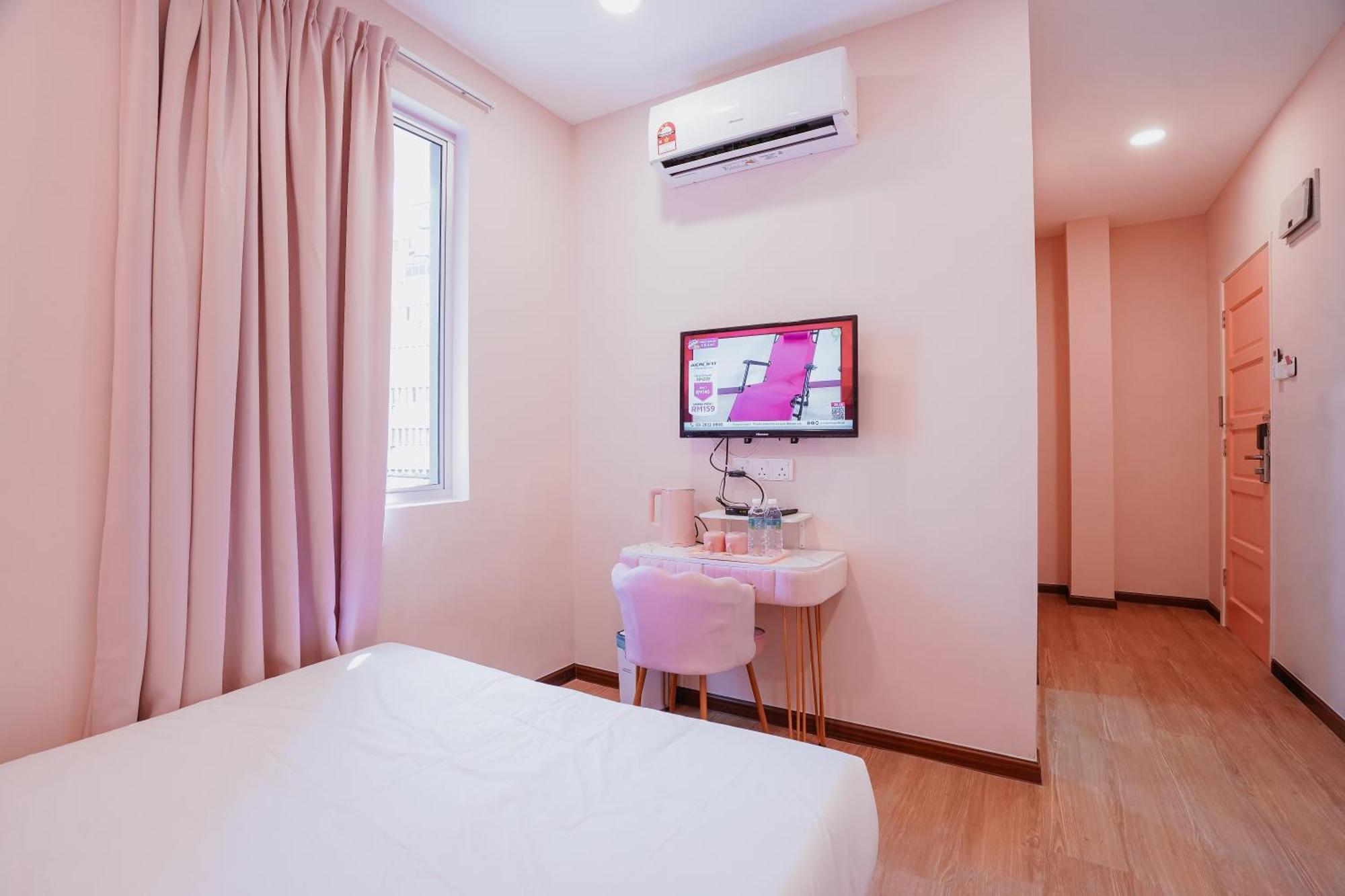 Pink Cabana Hotel George Town Exterior foto